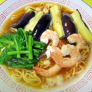 揚げ茄子と海老の醤油ラーメン